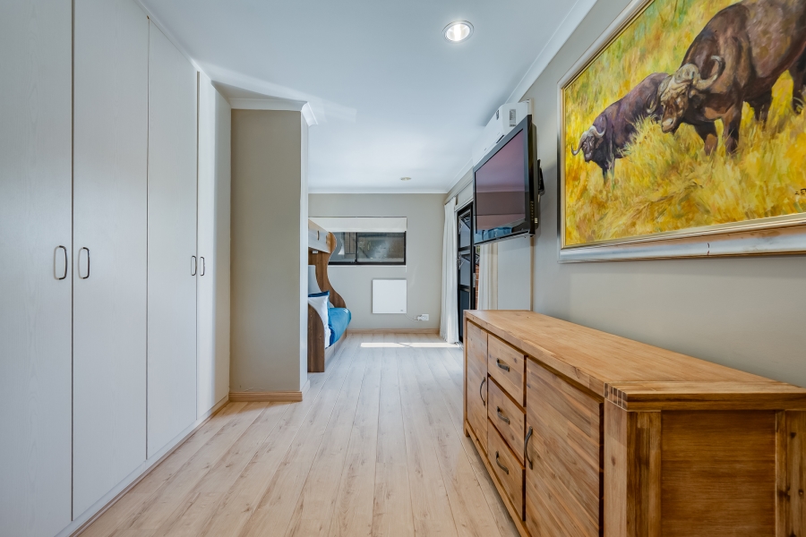 4 Bedroom Property for Sale in La Concorde Western Cape